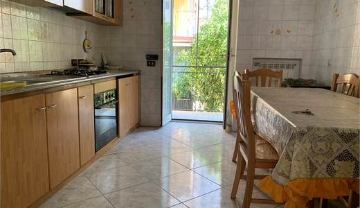 Centralissimo appartamento 2 vani ed accessori